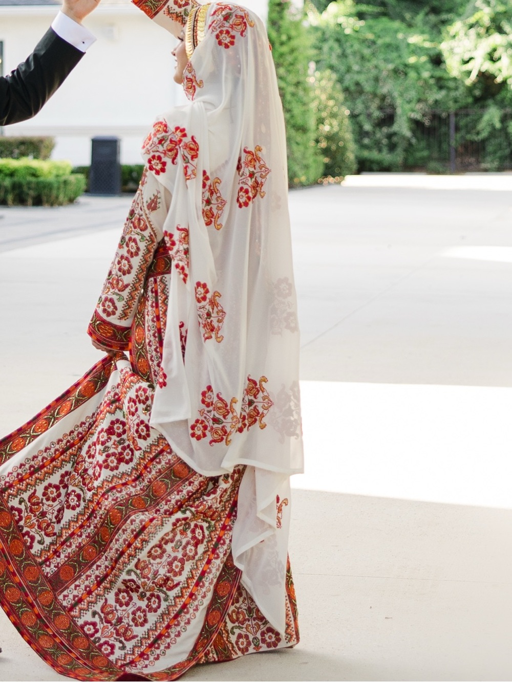 Palestinian Hennah Thobe / Traditional thoub with hand beading